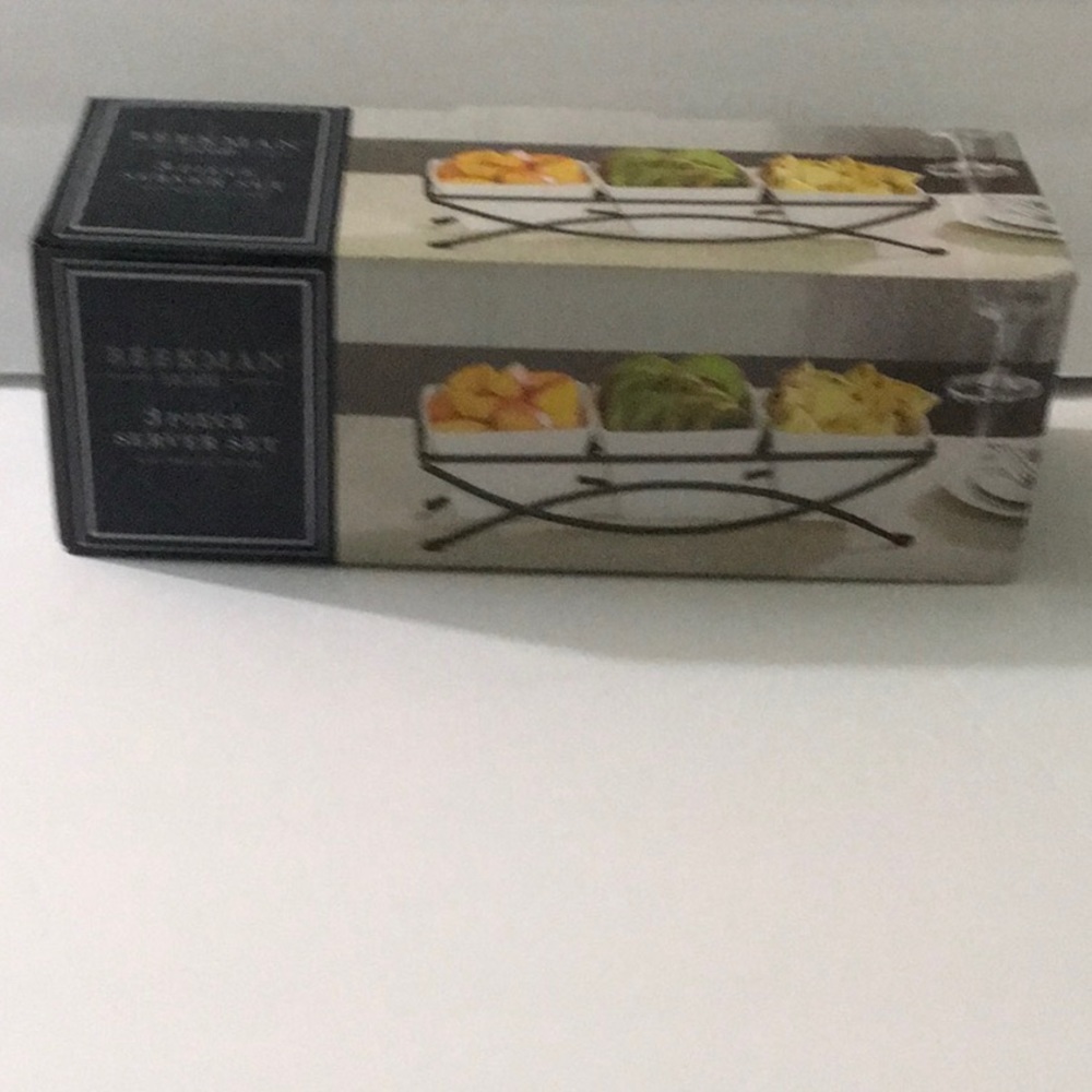 Beekman Home 3 Piece Server Set with metal stand
